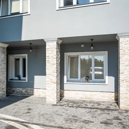 Krakowski Hostel Lesznowola (Masovia)