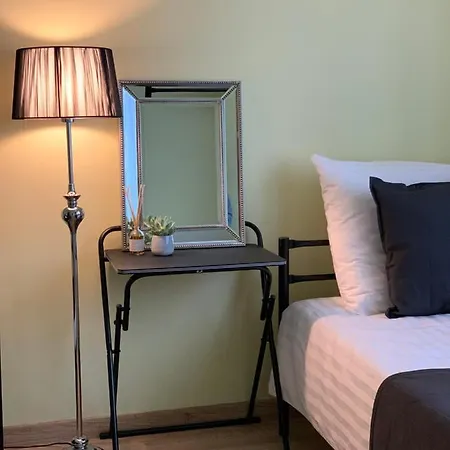 Krakowski Hostel Lesznowola (Masovia)